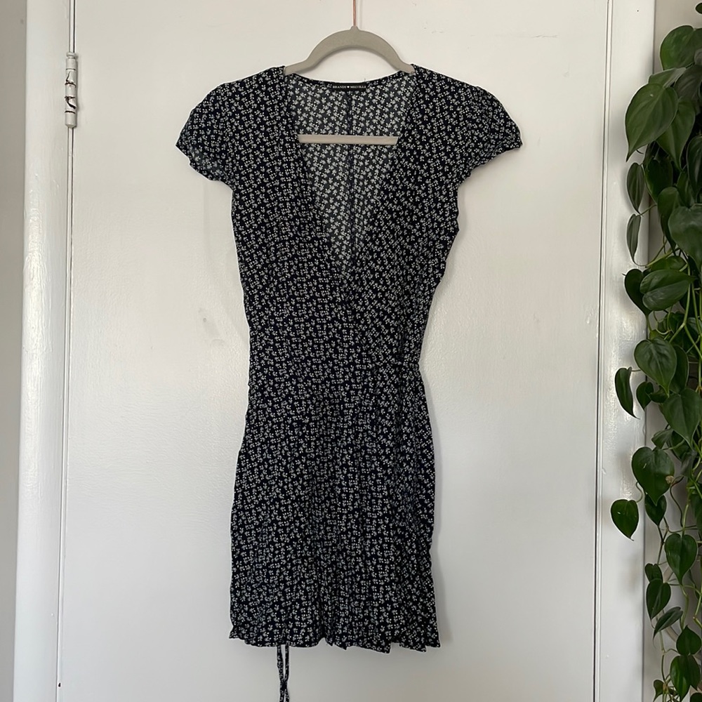EUC Brandy Melville | Robbie Dress